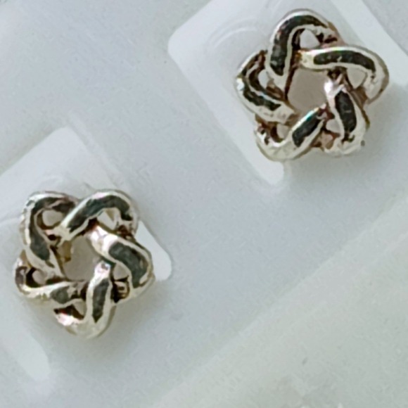 Vintage Jewelry - Sterling Silver 925 Celtic Knot Star Stud Earrings Interwoven Geometric Vintage